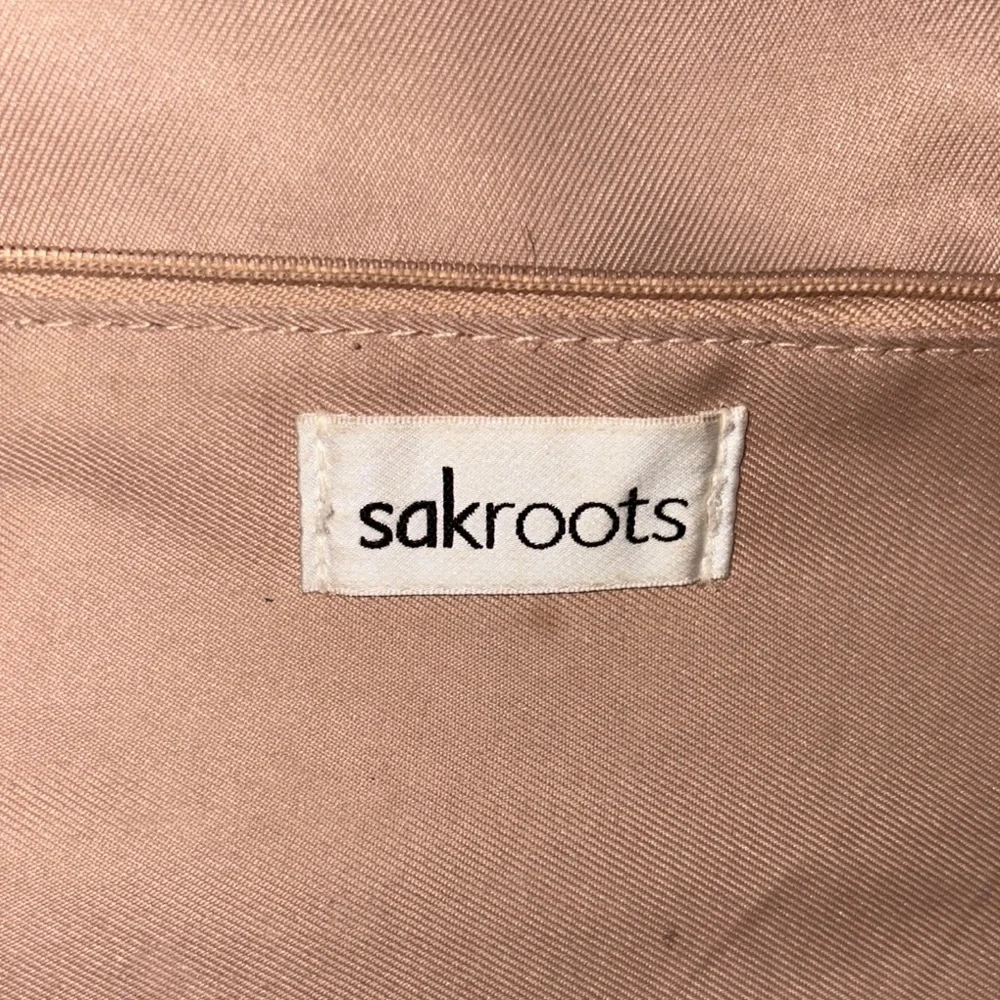 Sakroots Artist Circle Flat Crossbody Navy Spirit Desert Floral Boho - Picture 8 of 14
